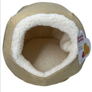 NWT Boots & Barley Small Animal Yellow Bed Cave